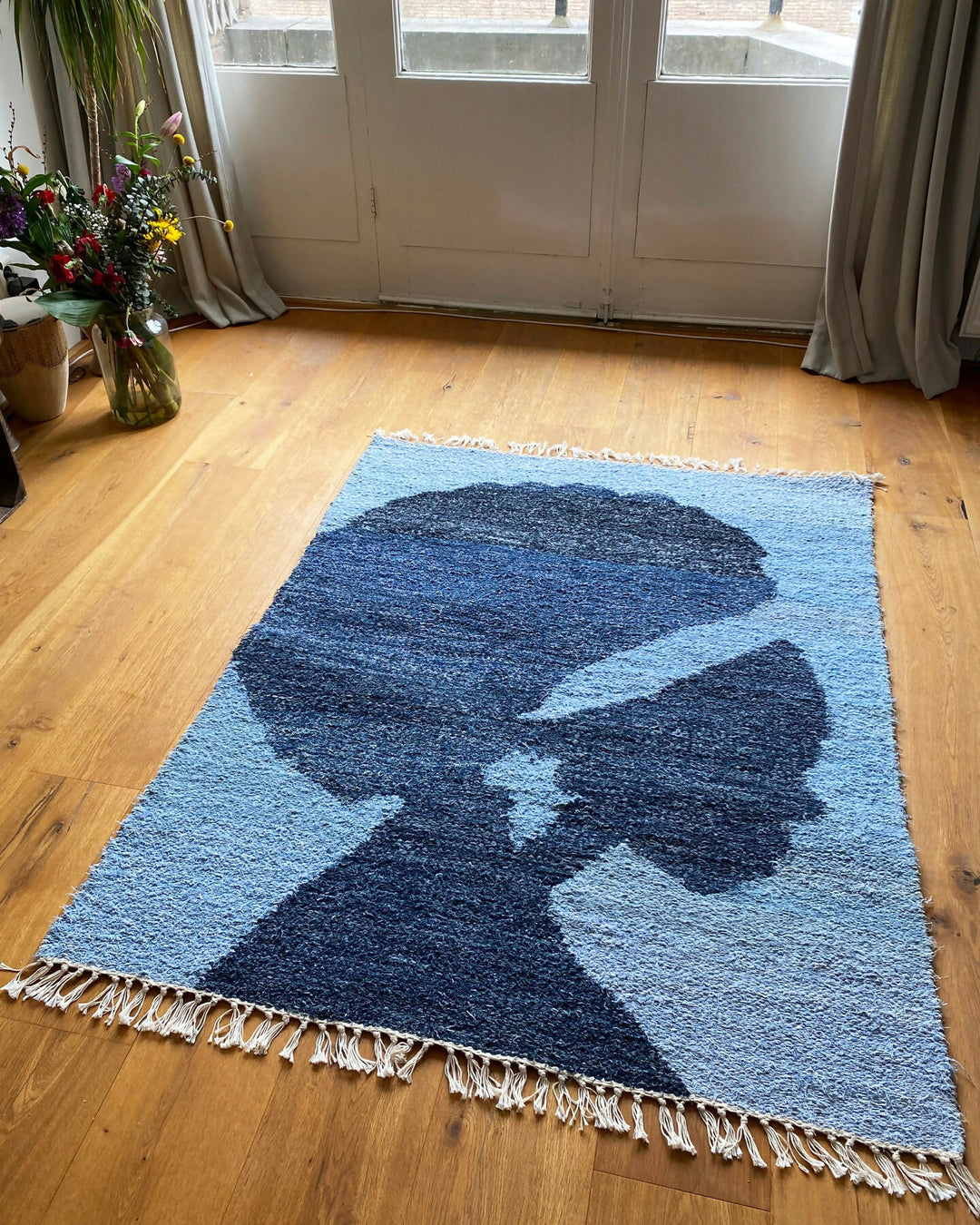 African Queen Teppich handgewebt aus DENIM