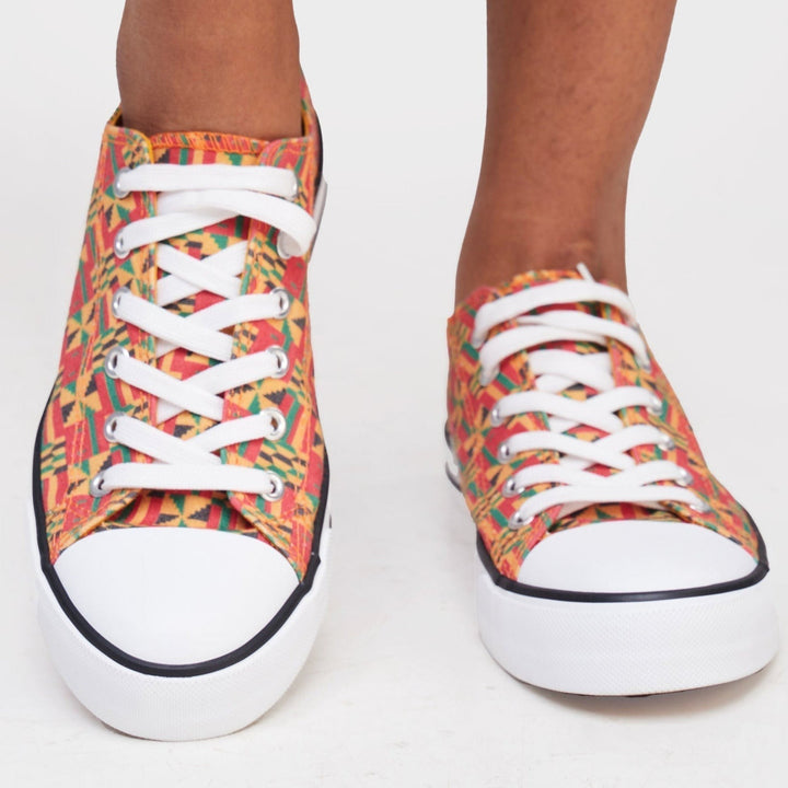 Sneaker "Kente" aus Canvas-Stoff